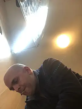 Snapshot of Bigtoyaddict chatting on 02/20/26, 05:59 Bigtoyaddict online show from 02/20/26, 05:59