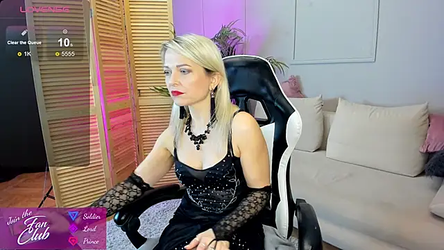 Snapshot of Gloria_Lovely chatting on 12/06/24, 02:17 Gloria Lovely online show from 12/06/24, 02:17