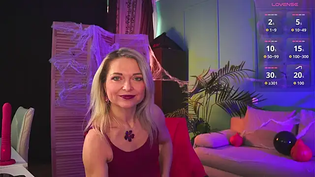 Gloria Lovely online show from 11/04/25, 10:58