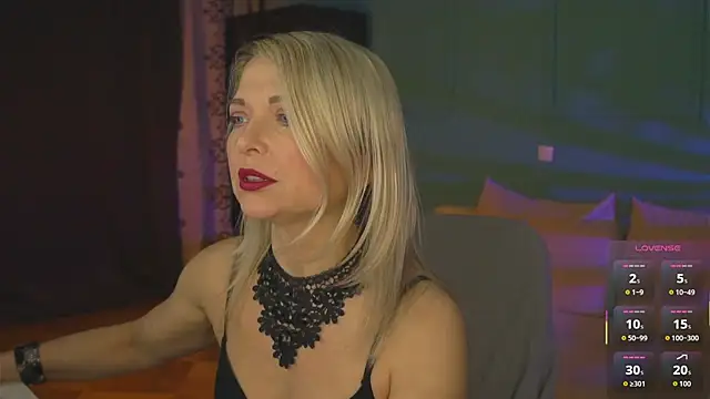 Gloria Lovely online show from 05/05/26, 11:18