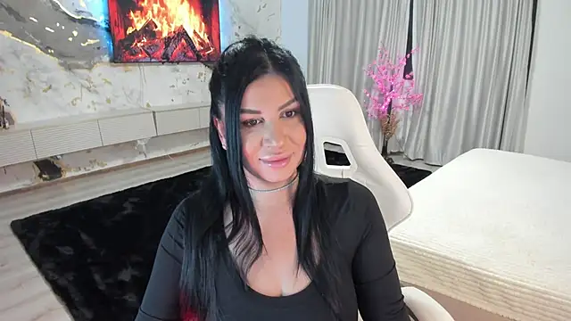 patriciakeys online show from 11/13/25, 04:44