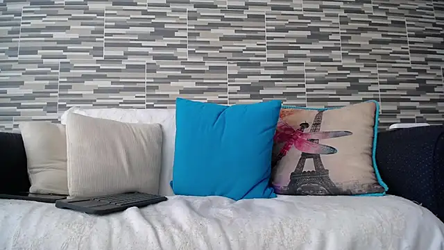 VioletaGomezCo online show from 11/14/25, 02:38