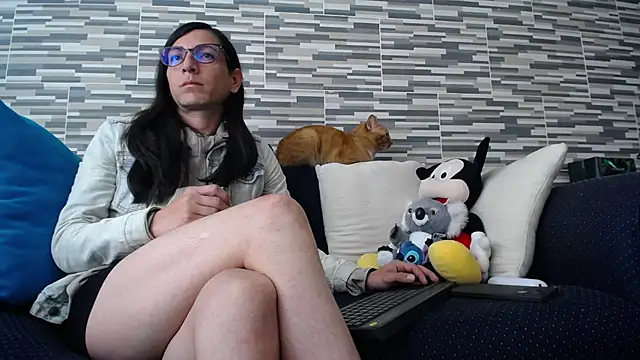 VioletaGomezCo online show from 01/13/26, 04:23