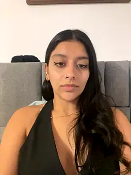 BrittanyDiaz online show from 11/28/25, 07:16