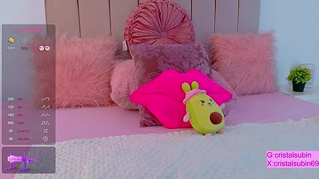 Snapshot of cristal_subin69 chatting on 10/26/25, 02:12 cristal subin69 online show from 10/26/25, 02:12