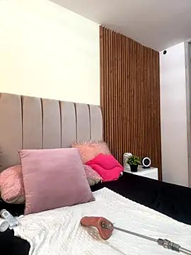 Snapshot of cristal_subin69 chatting on 11/09/25, 03:10 cristal subin69 online show from 11/09/25, 03:10