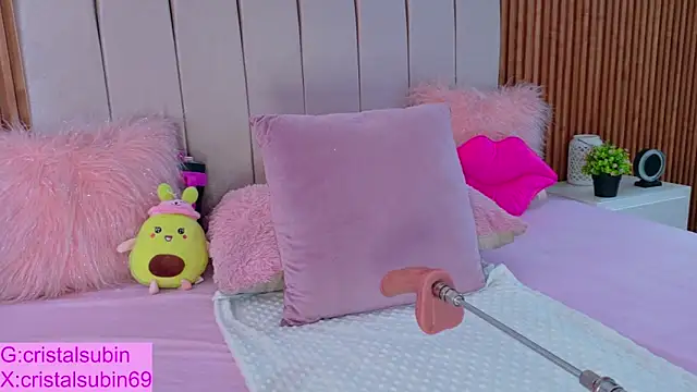 Snapshot of cristal_subin69 chatting on 11/10/25, 12:26 cristal subin69 online show from 11/10/25, 12:26