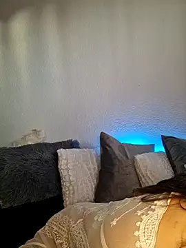 Snapshot of LydiaMaus96 chatting on 12/13/24, 09:35 LydiaMaus96 online show from 12/13/24, 09:35