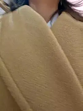 LydiaMaus96 online show from 12/18/25, 03:40