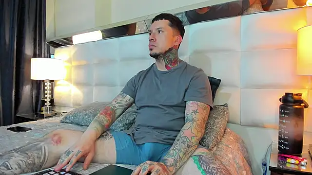 Adam tatto online show from 10/25/25, 05:37