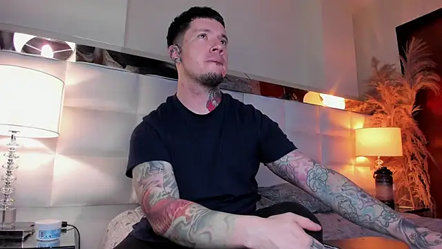 Adam tatto online show from 11/13/25, 04:33