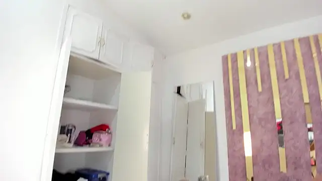 LeahxBarker online show from 03/19/25, 09:37