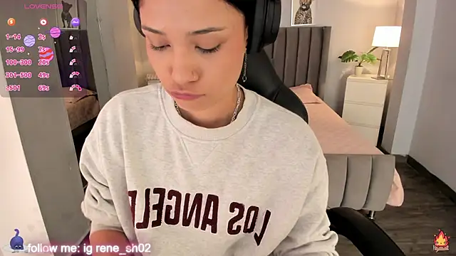 renee shelby  online show from 12/15/24, 08:04