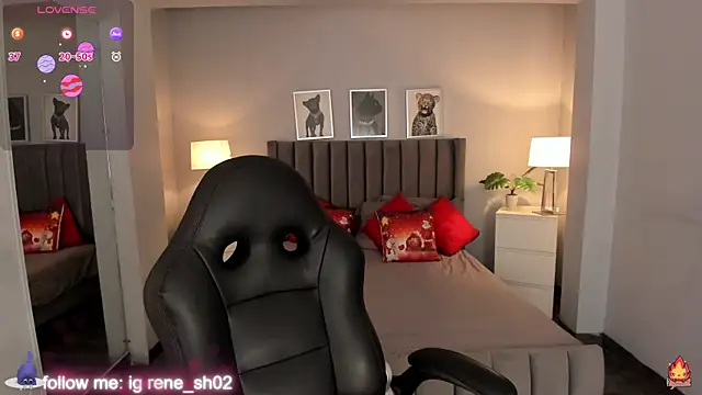 renee shelby  online show from 12/18/24, 01:37