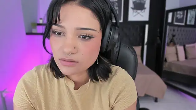 renee shelby  online show from 03/12/26, 08:26