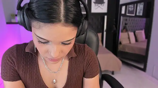 renee shelby  online show from 03/14/26, 08:25