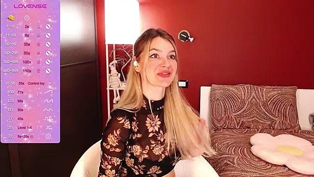Snapshot of sexy_blondegirl chatting on 12/21/24, 01:32 sexy blondegirl online show from 12/21/24, 01:32