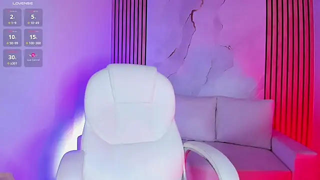 ChloeParkss  online show from 12/17/25, 02:45