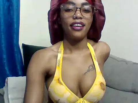 Snapshot of _crystal_princesss chatting on 03/26/26, 10:54 crystal princesss online show from 03/26/26, 10:54