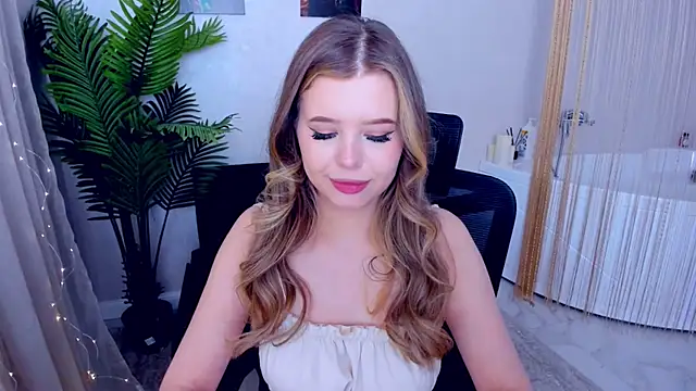 FollowLovee online show from 02/15/25, 06:12