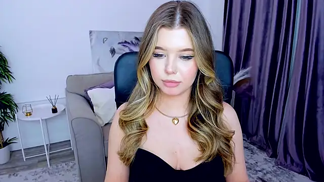 FollowLovee online show from 03/16/25, 06:12