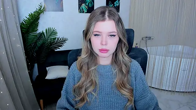 FollowLovee online show from 09/27/25, 06:35