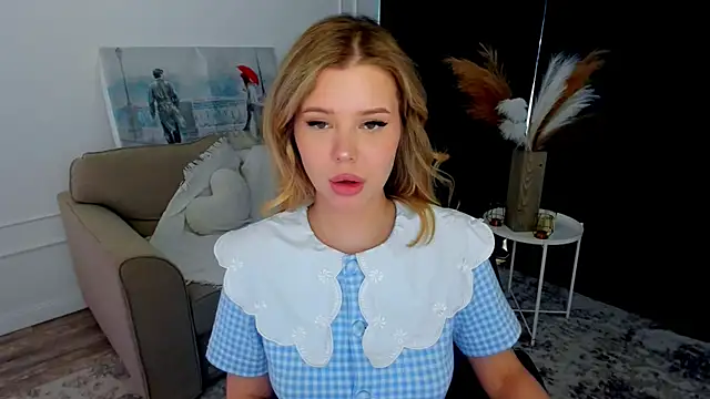 FollowLovee online show from 05/27/26, 04:31