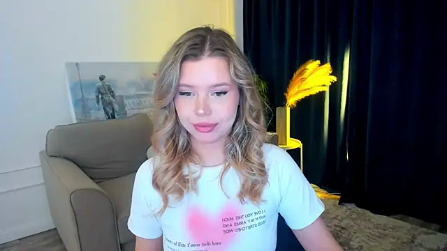 FollowLovee online show from 06/22/26, 03:36