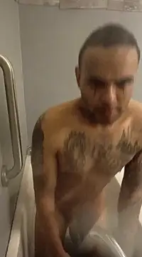 Snapshot of Houstonslong1 chatting on 01/30/25, 08:22 Houstonslong1 online show from 01/30/25, 08:22