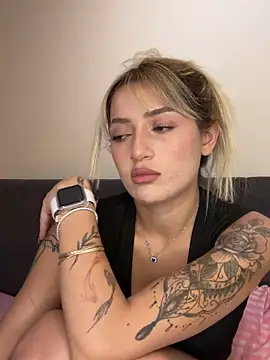 yaprakmericc online show from 10/29/25, 09:05