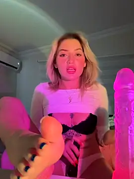 yaprakmericc online show from 12/22/25, 09:12