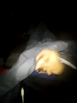 Snapshot of Weso14ff chatting on 12/15/25, 07:01 Weso14ff online show from 12/15/25, 07:01