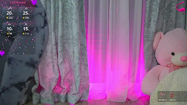 Snapshot of EvaSparks_ chatting on 03/12/26, 11:22 EvaSparks online show from 03/12/26, 11:22