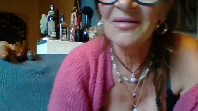 Snapshot of gildamilf chatting on 06/05/26, 06:46 gildamilf online show from 06/05/26, 06:46