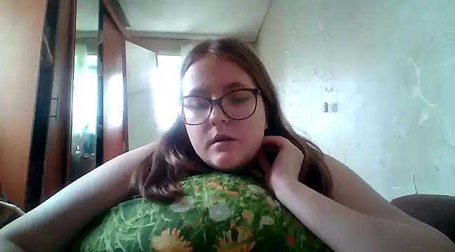 DesireMelissa online show from 02/19/25, 11:17