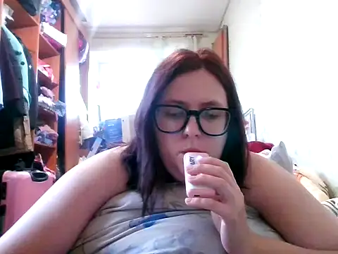 DesireMelissa online show from 10/19/25, 12:39