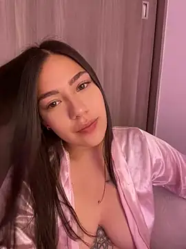 Latina vanessa online show from 01/17/25, 12:20