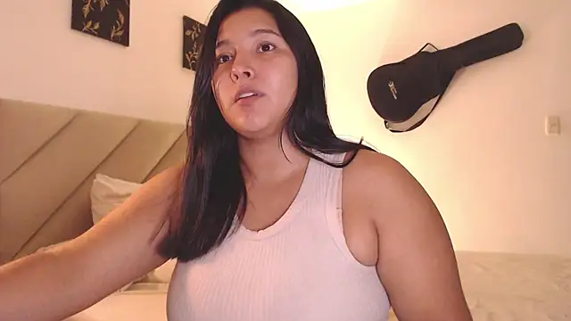 Snapshot of Zetrionn chatting on 03/27/26, 03:01 Zetrionn online show from 03/27/26, 03:01