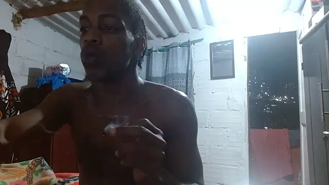 Larry-n-clouds online show from 01/18/26, 01:31