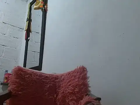 Larry-n-clouds online show from 03/12/26, 07:14