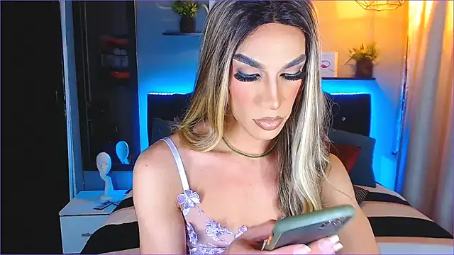 camila hootie online show from 01/24/25, 03:43