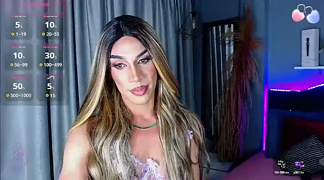 camila hootie online show from 03/08/25, 08:33