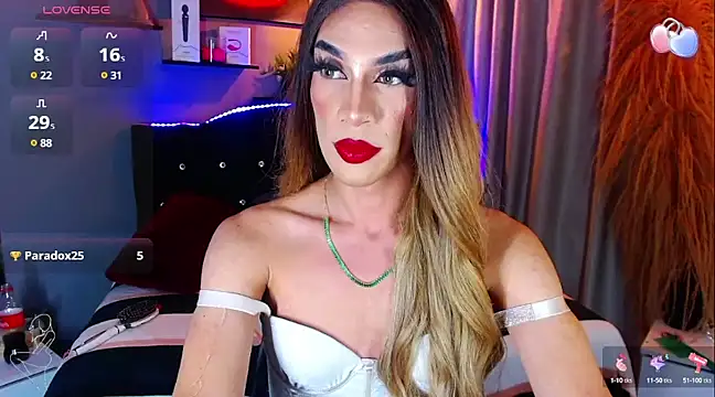 camila hootie online show from 03/19/25, 07:18