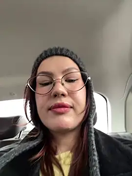 Snapshot of RinaCat chatting on 01/12/25, 05:13 RinaCat online show from 01/12/25, 05:13