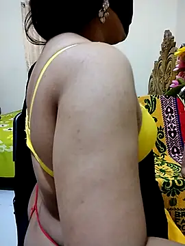 Ameera19 online show from 10/15/25, 08:31