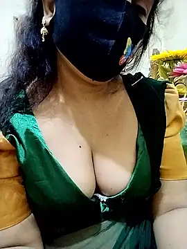 Snapshot of Ameera19 chatting on 02/14/26, 07:32 Ameera19 online show from 02/14/26, 07:32