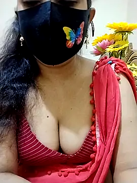 Snapshot of Ameera19 chatting on 02/28/26, 07:04 Ameera19 online show from 02/28/26, 07:04