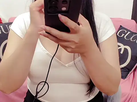 Snapshot of Haruka95 chatting on 05/11/26, 04:04 Haruka95 online show from 05/11/26, 04:04