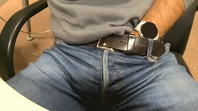 alessandroman2114 online show from 11/11/25, 05:13