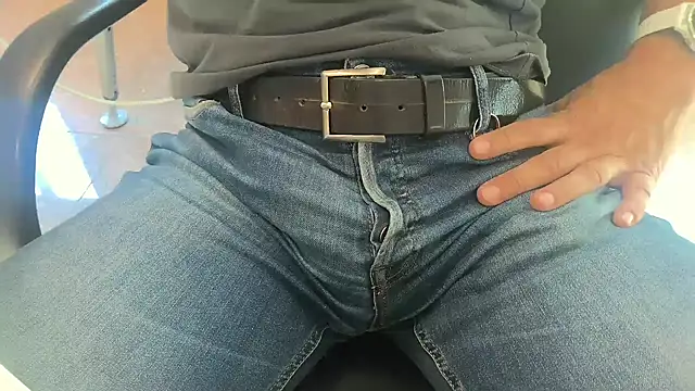 alessandroman2114 online show from 06/10/26, 03:55
